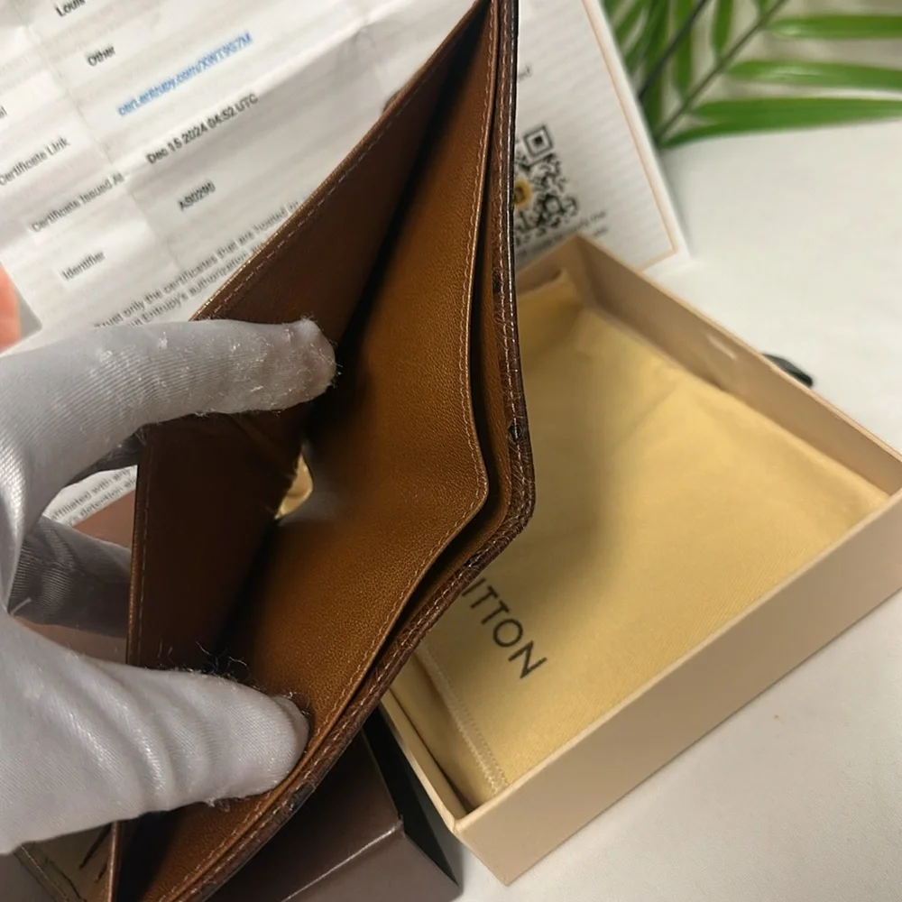 🛍️HOST PICK🎁 Authentic LOUIS VUITTON Ostrich Bifold Wallet,Rare Piece, PreOwned - Picture 6 of 17